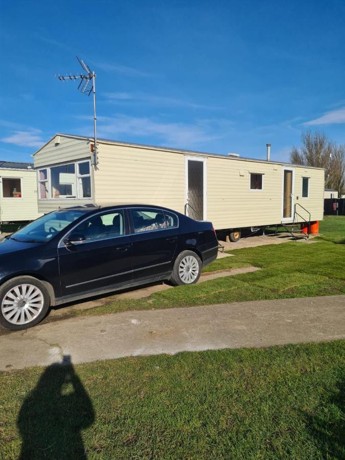 Cosy, Family Caravan Near The Beach Clacton-on-Sea Kültér fotó
